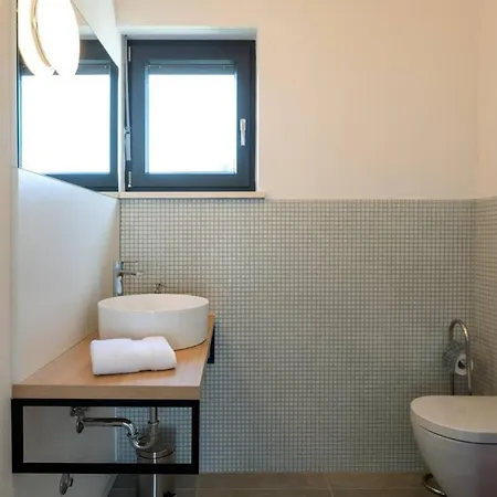 Mateo With Heated Pool Villa Fažana