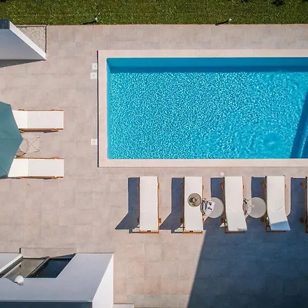 Mateo With Heated Pool Villa Fažana