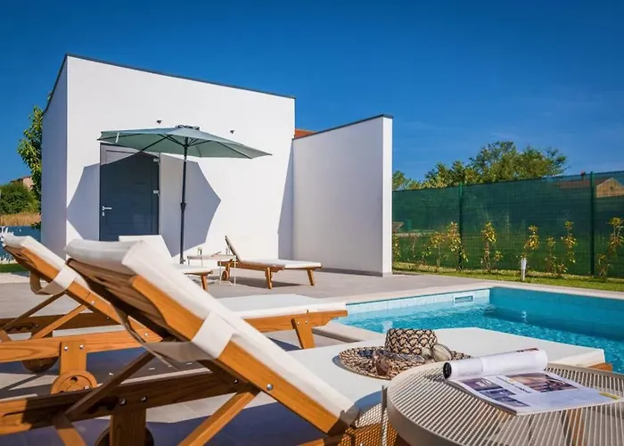 Mateo With Heated Pool *